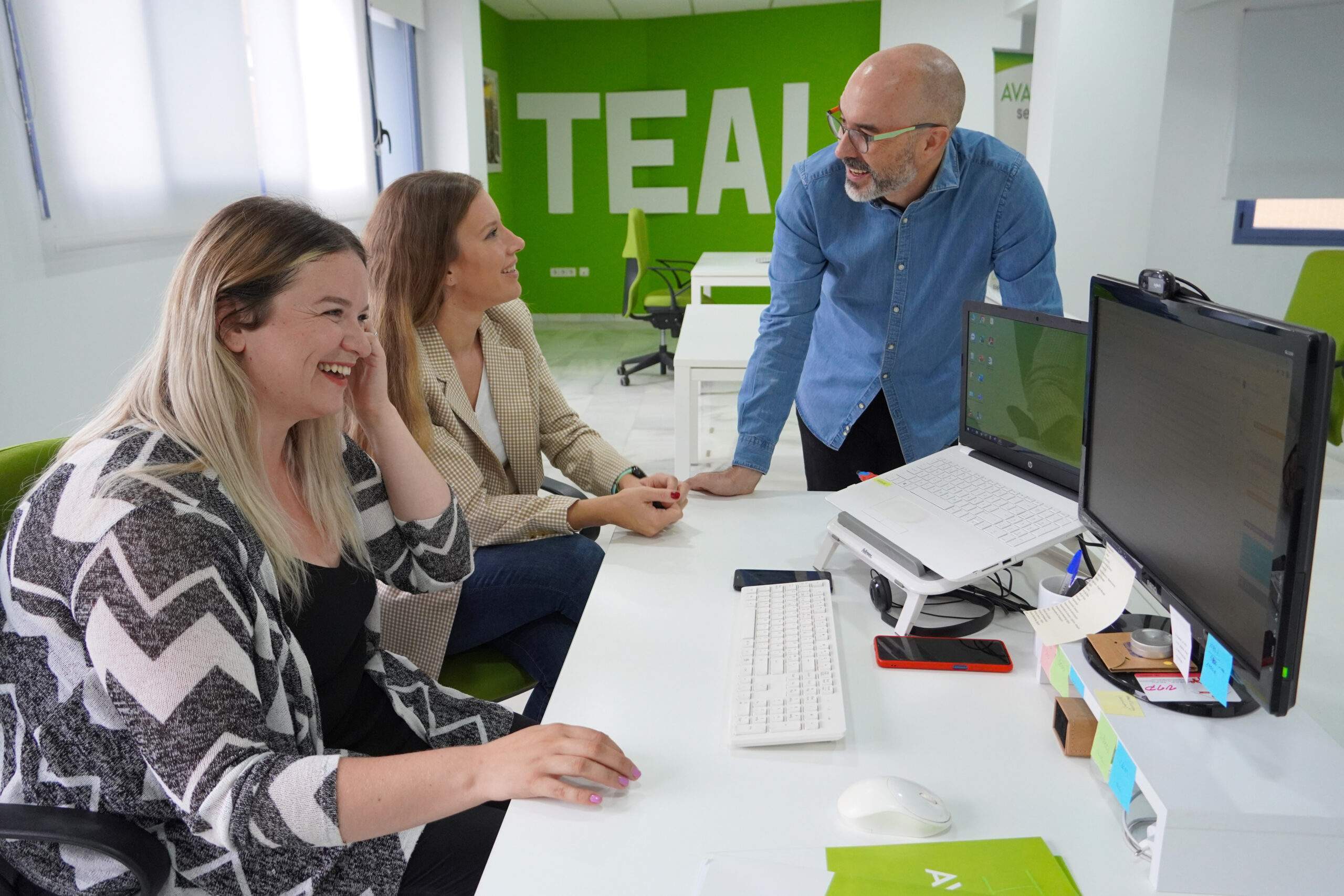 Equipo – Avansel Consultora de RRHH y Selección de personal para empresas Equipo - Avansel Consultora de RRHH y Selección de personal para empresas